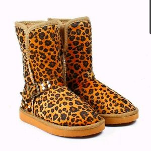 Baby girl leopard snow boots